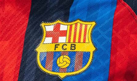 في صفقة تاريخية.. انضمام أول لاعب مصري إلى برشلونة