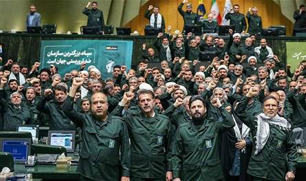 غرفة الحرب جاهزة… وطهران تتوعد برد "قاسٍ ومُعبر"