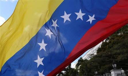 فنزويلا والدومينيكان تستأنفان الخدمات القنصلية والرحلات الجوية