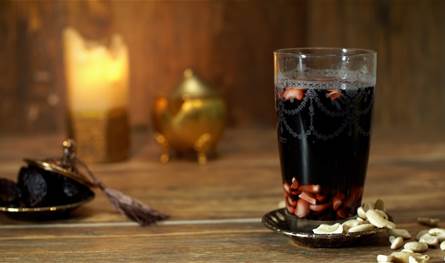 لبنان – لماذا يرتبط الجلاب وقمر الدين بشهر رمضان فقط؟