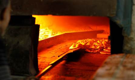 لبنان – تحذير صحي: أفران تدعي أنها حطب وتستخدم مواد خطرة!