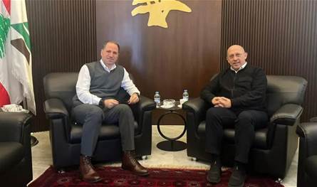 لبنان – الجميل وعون الآن يناقشان التطورات المحلية في بيت الكتائب