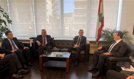 لبنان – واستقبل شحادة وفدا من المجلس الاعلى للجمارك لبحث التحول الرقمي