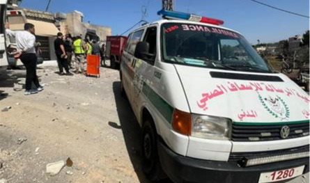 21 جريحاً بغارة دير الزهراني.. "الصحة": نشجب الخروقات الإسرائيلية المُتمادية