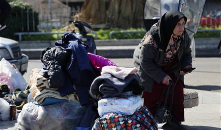 ماذا فعل "حزب الله" مع نازحين؟