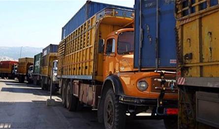 نقابة الشاحنات تحذر: ترفض إيواء النازحين قرب مرفأ بيروت!