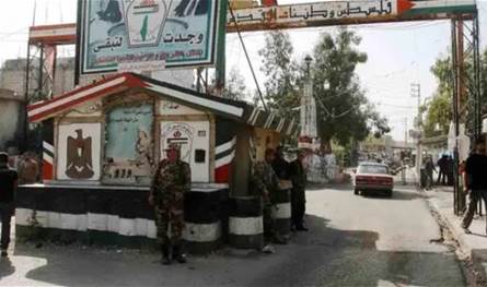 الاشتباه بسيارة امام مدخل مخيم عين الحلوة