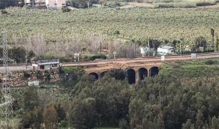 لبنان – إن تدمير الجسور المدنية يعد جريمة حرب