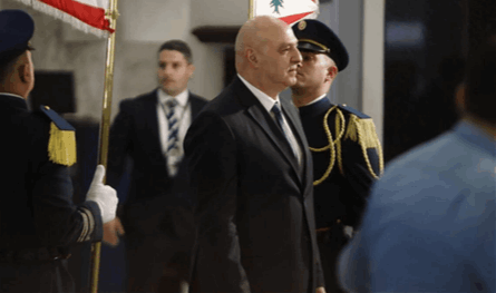 عون: لا حرب أهلية ومستمر في مبادرة المفاوضات