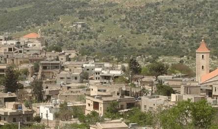 3 جرحى... إستهداف منزل في بلدة دبل