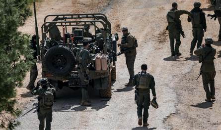 "هآرتس" تُحذر من "المستنقع" اللبناني.. هل تمنحُ إسرائيل حزب الله "الحياة" مجدداً؟