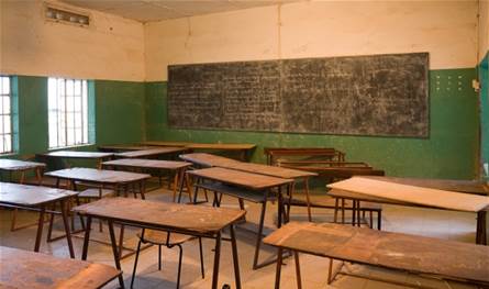 الاساتذة المتعاقدون في الاساسي: وصلنا إلى أفق مسدود في التعليم عن بُعد