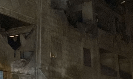 بالصورة.. استهداف شقة في الضاحية ليلا