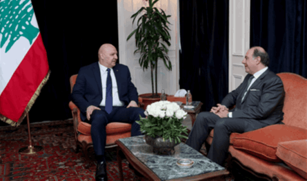 عون اطلع من حاكم المركزي على أجواء اجتماعاته في باريس