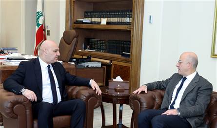 تصاعد حدة الحرب جنوبا ومساع لمعالجة أزمة السفير الإيراني واتصال بين برِّي وعرقجي