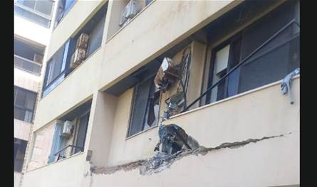 بالصور: استهداف شقة مقابل اوتيل الماريوت في بئر حسن