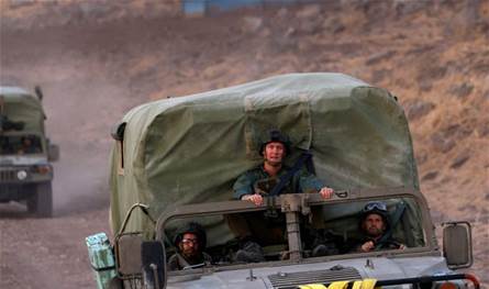 قوة إسرائيلية تقتحم بلدة لبنانيّة.. توغل وتفتيش منازل