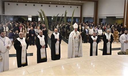 الأباتي رزق: دعوة إلى الإيمان البسيط والسير مع المسيح نحو القيامة