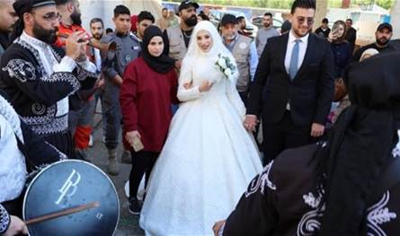 الزواج في زمن الحرب.. قصص حبّ تتحدّى الخوف