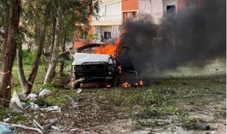 إستهداف سيارة بين زبدين وشوكين