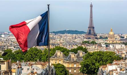 فرنسا تطلب اجتماعًا لمجلس الأمن بشأن اليونيفيل