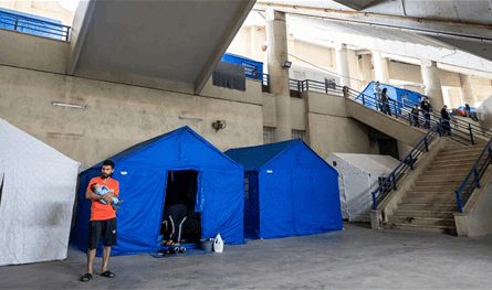 مع ارتفاع معدلات النزوح.. لبنان يقترب من "نقطة الانهيار"