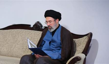 رسالة من مجتبى خامنئي إلى نعيم قاسم... هذا مضمونها