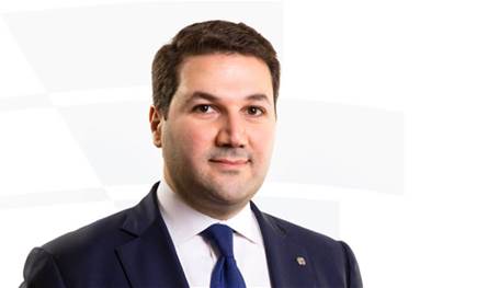 من نديم الجميل.. نداء إلى رئيسيّ الجمهورية والحكومة