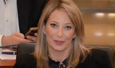 غادة أيوب: الجمعة العظيمة رسالة رجاء وصمود في لبنان