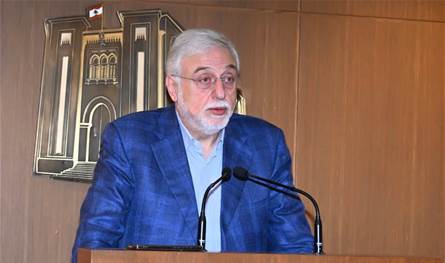 الصمد: نتمنى أن تشهد الأيام المقبلة قيامة لبنان عبر تحرير أرضه من العدو الاسرائيلي