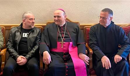 رئيس بلدية عنايا وكفربعال زار دير مار مارون - عنايا للتهنئة بالعيد