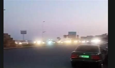 بالفيديو: جنوبيون يعودون إلى قراهم.. على الرغم من ان اتفاق وقف النار لا يشمل لبنان