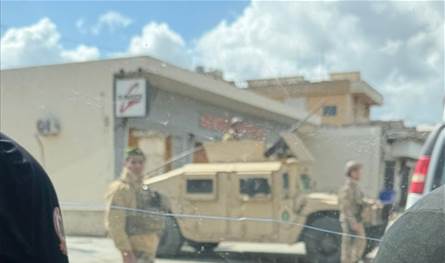 لمنع الأهالي من التوجه جنوباً.. الجيش يقطع الطريق في برج قلاويه والنبطية