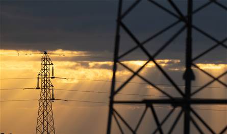 إصلاح أعطال كهربائية في قضاء صور بعد الغارات وإعادة التيار إلى عدد من البلدات