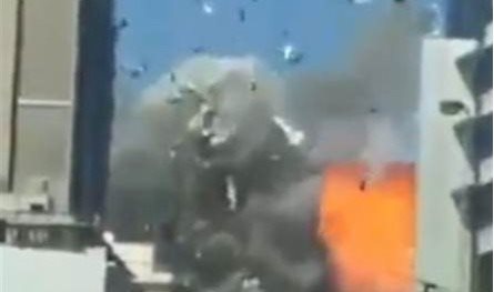 بالفيديو... لحظة الغارة التي استهدفت كورنيش المزرعة