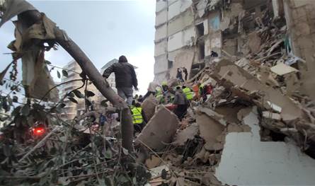 "حزب الله" يتوغل إلى خارج العاصمة... هل تصمد الدولة؟