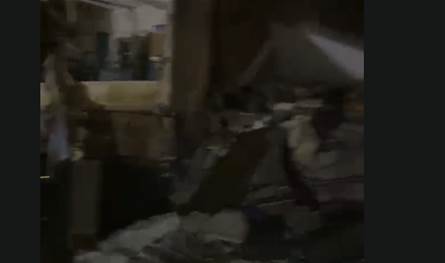 بالفيديو: منبى من 5 طوابق سوي بالأرض.. دمار كبير في الشياح جراء غارة اسرائيلية