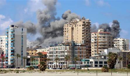 بريطانيا: قصف إسرائيل للبنان "مدمر للغاية"