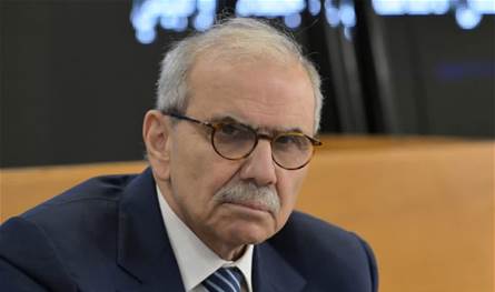 بعد "قرار الحرب والسلم"...سلام تحت "الضغط الاداري"