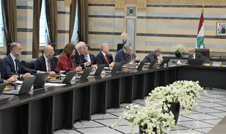 انتهاء جلسة مجلس الوزراء.. وسلام يطلب من الجيش وقوى الأمن حصر السلاح في بيروت!