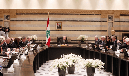 دعوة إسرائيليّة إلى لبنان: أقيلوا وزراء "حزب الله"