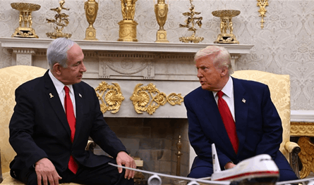 بشأن الهجمات على لبنان.. مكاملة قصيرة غير معتادة وحاسمة بين ترامب ونتنياهو