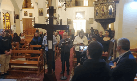 مسيحيو التقويم الشرقي في طرابلس أحيوا رتبة سجدة الصليب