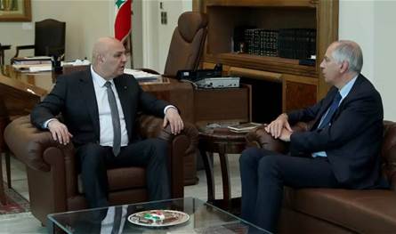 عون يستقبل السفير الفرنسي ويبحث معه إمكانية إطلاق تفاوض مباشر
