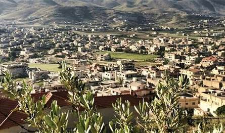 رئيس بلدية مجدل عنجر يدعو إلى الوحدة ونبذ الفتنة