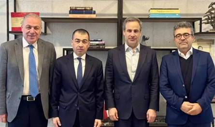 وفد "التيار الوطني الحر" يسلم النائب معوض "مقترح حماية لبنان"