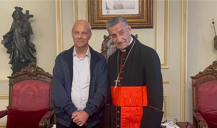 نكد زار الراعي للمعايدة: نُؤيّد مبادرة رئيس الجمهورية التفاوضية