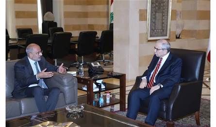 سلام يتابع ملف الإغاثة مع عمران ريزا: أولوية لتأمين متطلبات المرحلة