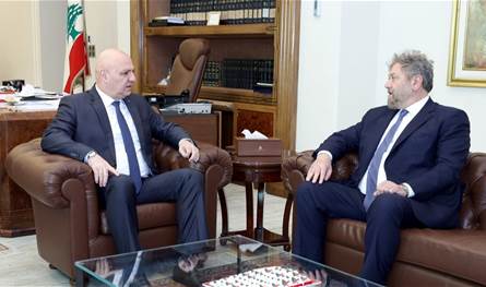 افرام بعد لقائه عون:  السلام مبني على حماية لبنان
