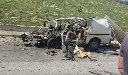 استهداف "فان" على طريق ضهر البيدر.. وقطع الطريق